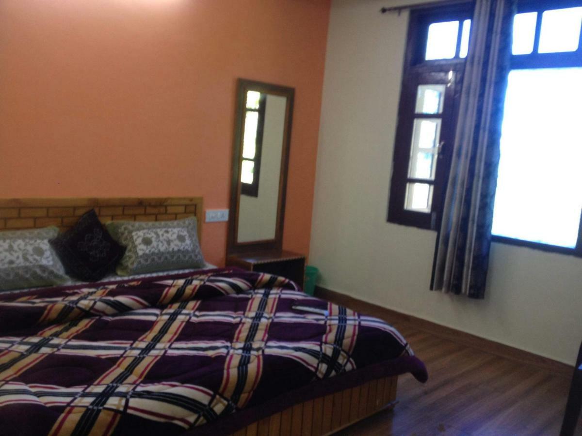 Peaceful Retreat Home Stay, Dalhousie Buitenkant foto