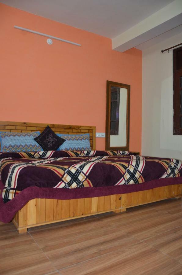 Peaceful Retreat Home Stay, Dalhousie Buitenkant foto